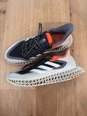 Adidas 4DFWD 2 carbon cloud Black White Orange Athletic Shoes men’s 11.5